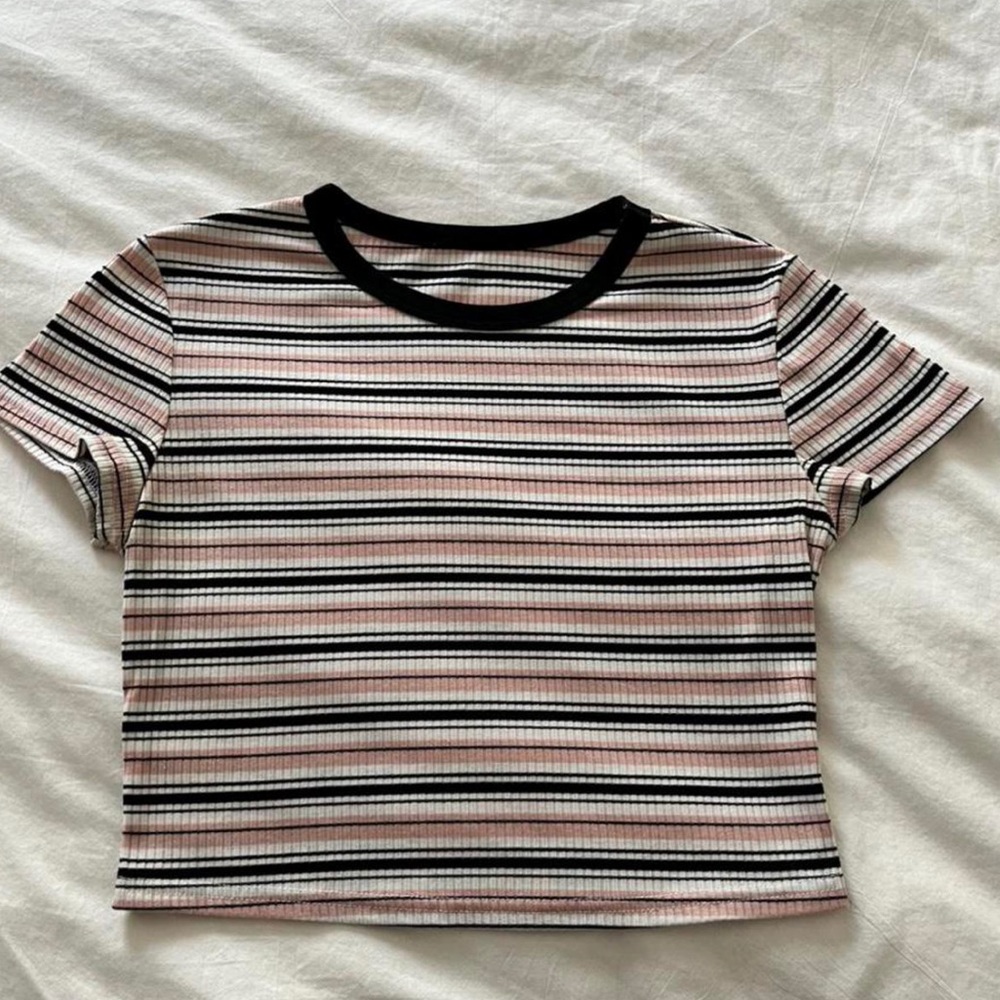 striped cropped t shirt